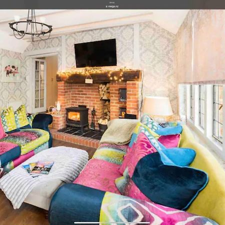 Piglet Cottage Pebworth エクステリア 写真