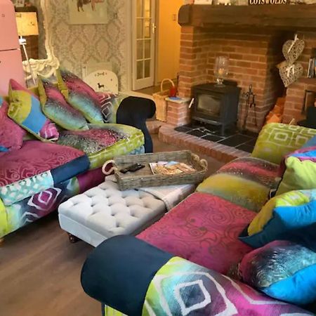 Piglet Cottage Pebworth エクステリア 写真